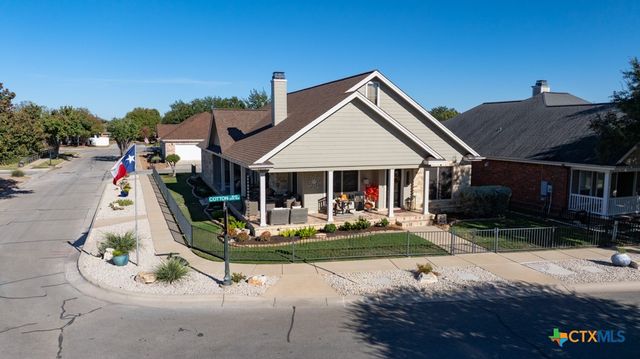 2252 Cotton Boulevard, New Braunfels, TX 78130