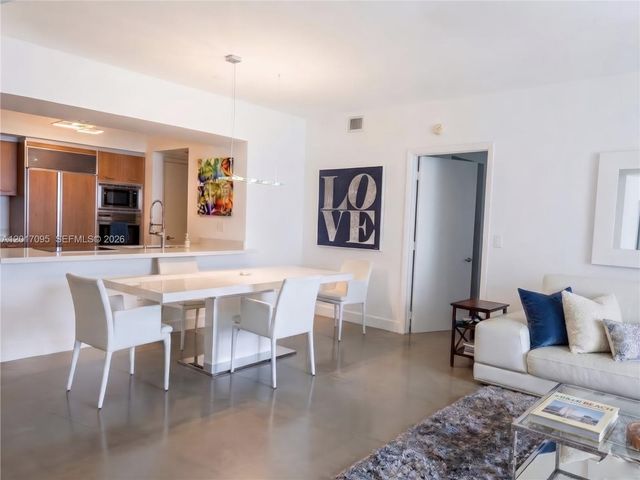 400 Alton Rd 1709, Miami Beach, FL 33139