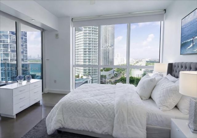 400 Alton Rd 1709, Miami Beach, FL 33139
