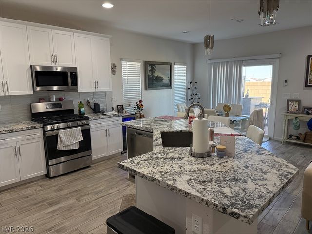 82 Starlight Sonata Avenue, Henderson, NV 89015