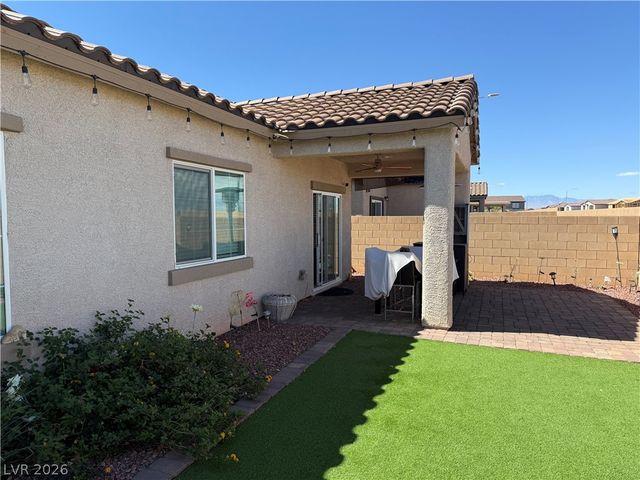 82 Starlight Sonata Avenue, Henderson, NV 89015