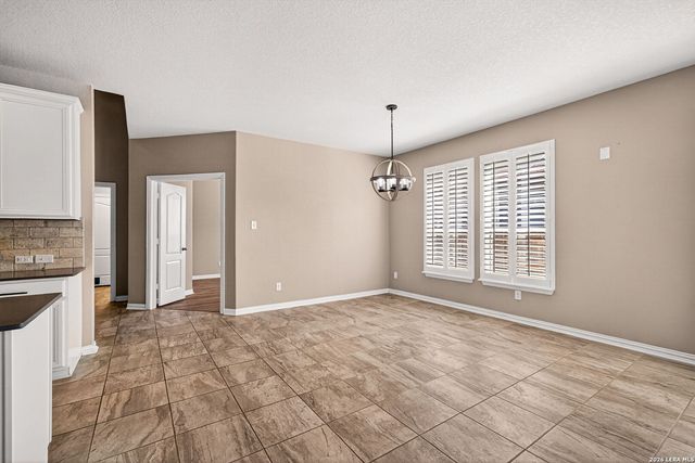 6661 Bowie Cove, Cibolo, TX 78108