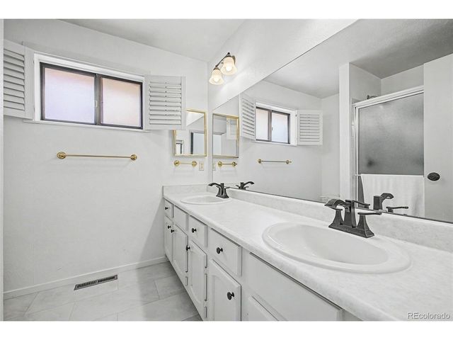 8039 Marshall Cir, Arvada, CO 80003