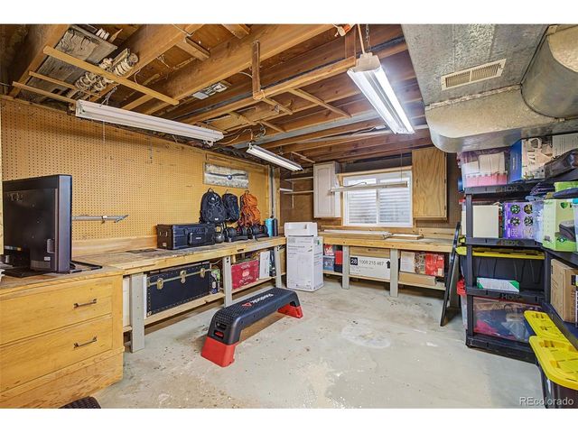 8039 Marshall Cir, Arvada, CO 80003