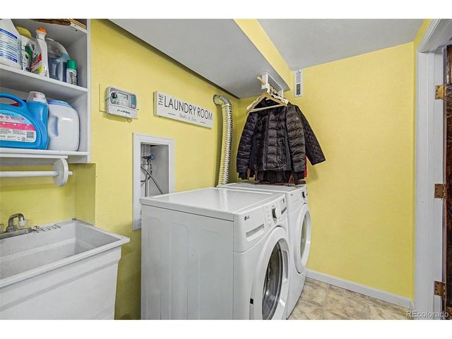 8039 Marshall Cir, Arvada, CO 80003
