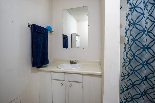 3 Leicester Drive, Bella Vista, AR 72714