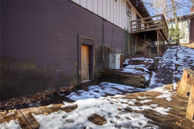 3 Leicester Drive, Bella Vista, AR 72714