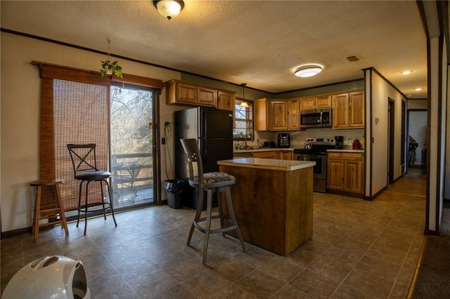 3 Leicester Drive, Bella Vista, AR 72714