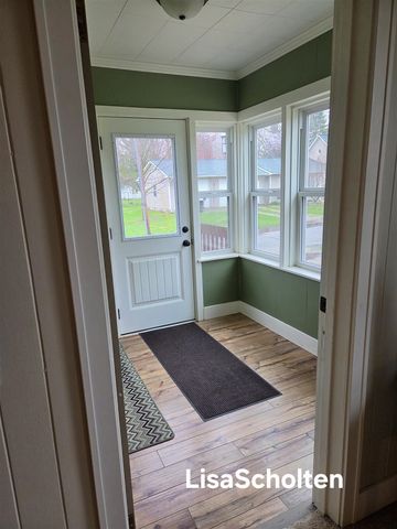 515 Selby Street, Hopkins, MI 49328