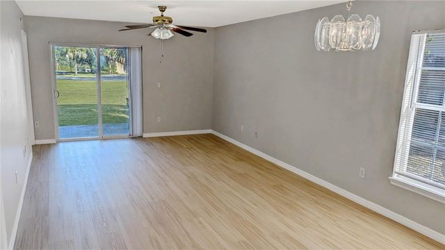 1192 N FAIRWAY DRIVE, Apopka, FL 32712