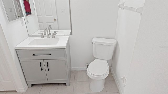 1192 N FAIRWAY DRIVE, Apopka, FL 32712