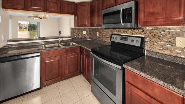 1192 N FAIRWAY DRIVE, Apopka, FL 32712