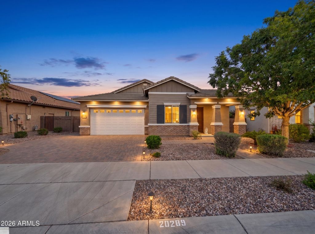20289 E RAVEN Drive, Queen Creek, AZ 85142 — exterior