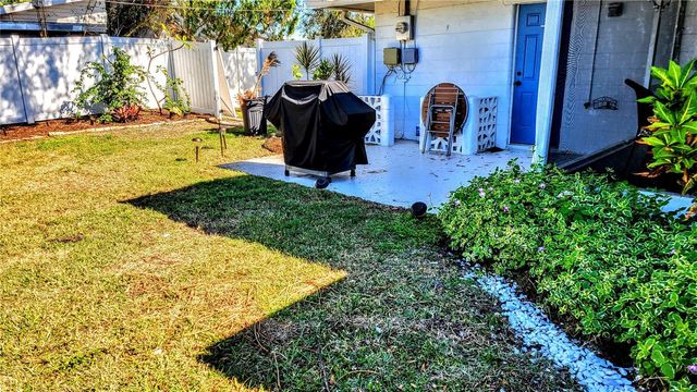 3236 S LOCKWOOD RIDGE ROAD, Sarasota, FL 34239