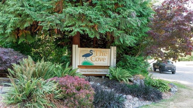 20315 Marine View Drive SW, Normandy Park, WA 98166