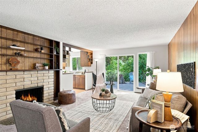20315 Marine View Drive SW, Normandy Park, WA 98166