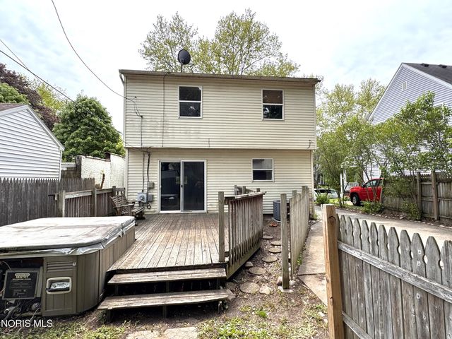 1414 Corbin Road, Toledo, OH 43612