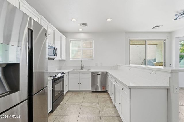 3626 E LARSON Lane, Gilbert, AZ 85295