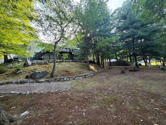 1 Burris Way, Randolph, MA 02368