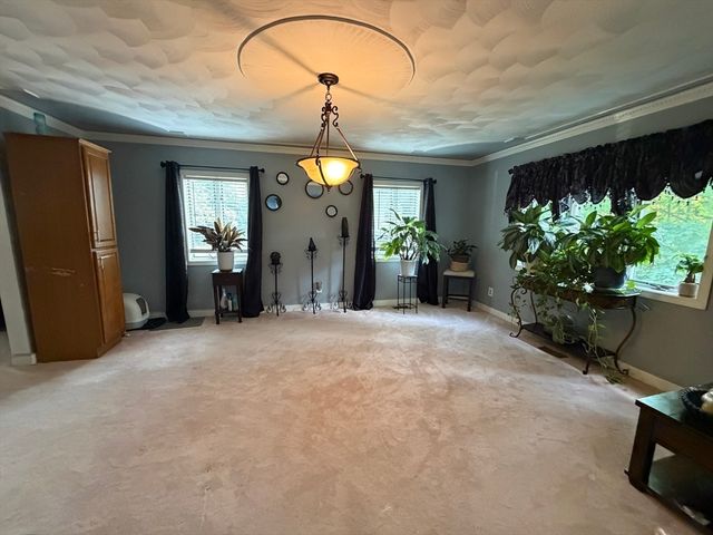 1 Burris Way, Randolph, MA 02368
