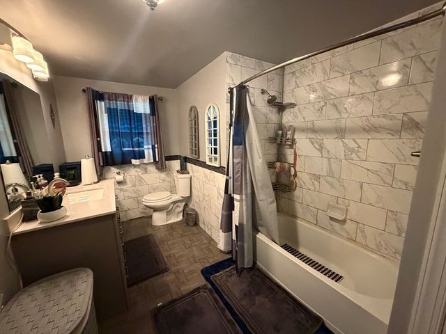 1 Burris Way, Randolph, MA 02368