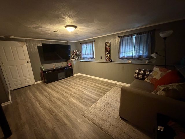 1 Burris Way, Randolph, MA 02368