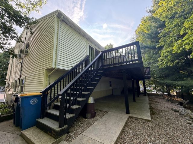 1 Burris Way, Randolph, MA 02368