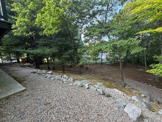 1 Burris Way, Randolph, MA 02368