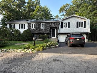 1 Burris Way, Randolph, MA 02368