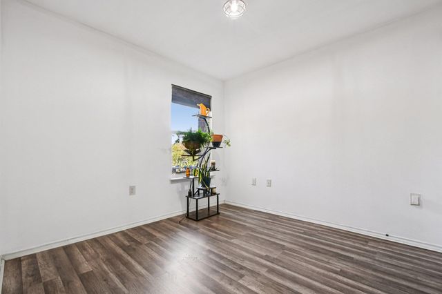 11109 Roderick Lawson LN, Austin, TX 78754