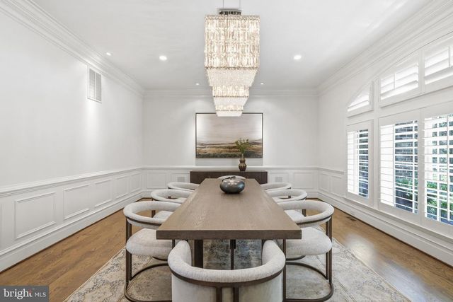 1239 DALEVIEW DR, Mclean, VA 22102