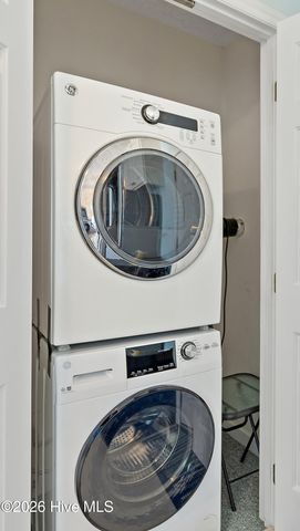 316 E Dolphin Drive, Oak Island, NC 28465