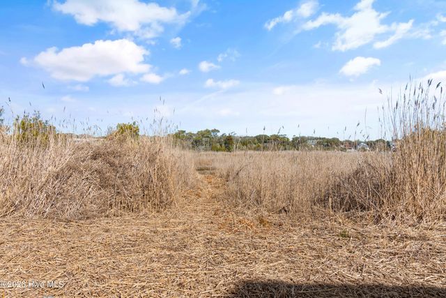 316 E Dolphin Drive, Oak Island, NC 28465