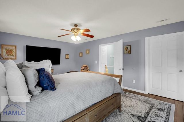 201 Slayton Circle, Hinesville, GA 31313