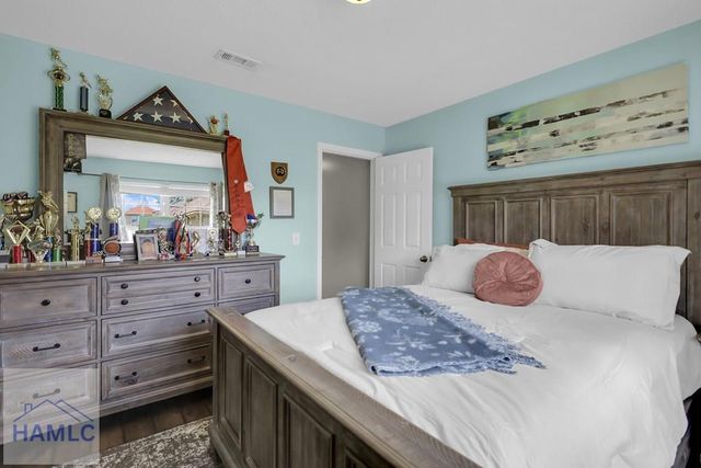 201 Slayton Circle, Hinesville, GA 31313