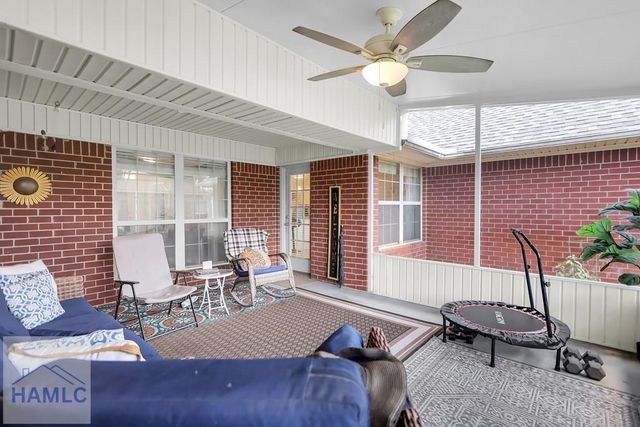 201 Slayton Circle, Hinesville, GA 31313