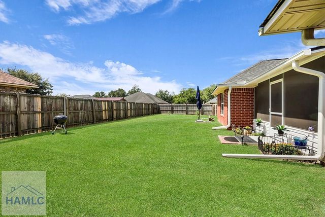 201 Slayton Circle, Hinesville, GA 31313