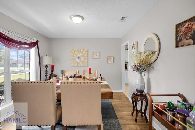 201 Slayton Circle, Hinesville, GA 31313