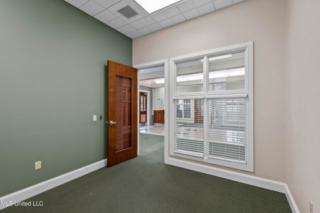 1934 Spillway Road, Brandon, MS 39047