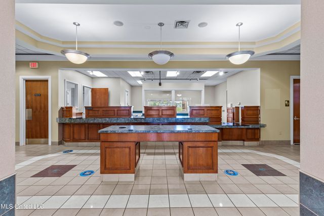 1934 Spillway Road, Brandon, MS 39047
