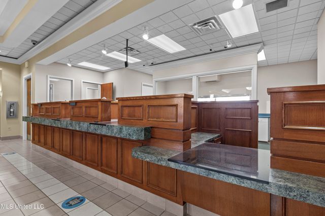 1934 Spillway Road, Brandon, MS 39047