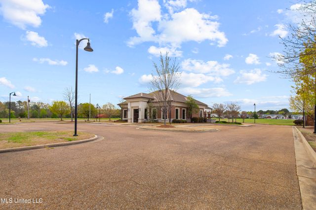 1934 Spillway Road, Brandon, MS 39047