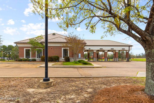 1934 Spillway Road, Brandon, MS 39047