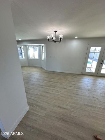 1919 W VOLTAIRE Avenue, Phoenix, AZ 85029