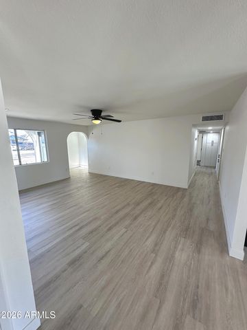 1919 W VOLTAIRE Avenue, Phoenix, AZ 85029