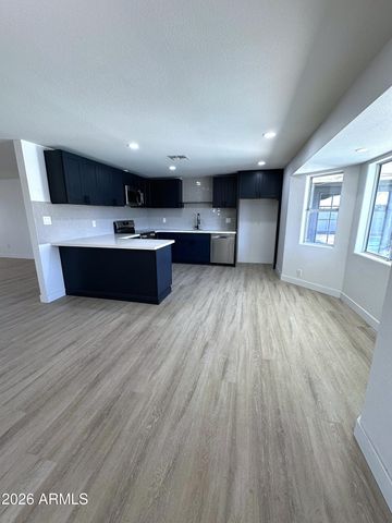 1919 W VOLTAIRE Avenue, Phoenix, AZ 85029