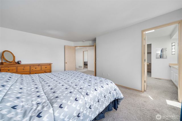 3808 47th Avenue NE, Tacoma, WA 98422
