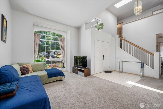 3808 47th Avenue NE, Tacoma, WA 98422