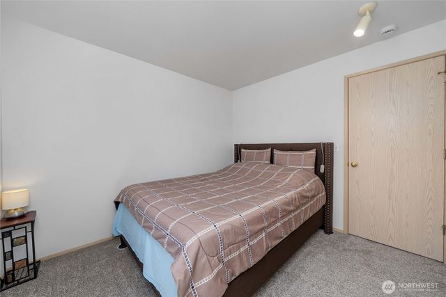 3808 47th Avenue NE, Tacoma, WA 98422