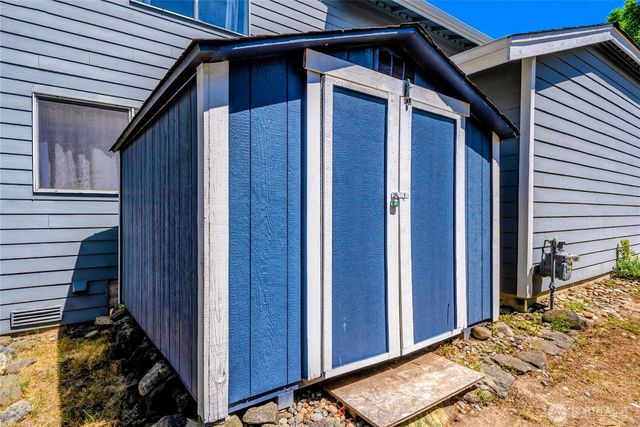 3808 47th Avenue NE, Tacoma, WA 98422